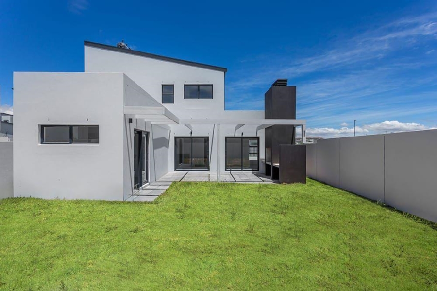 4 Bedroom Property for Sale in Sandown Western Cape